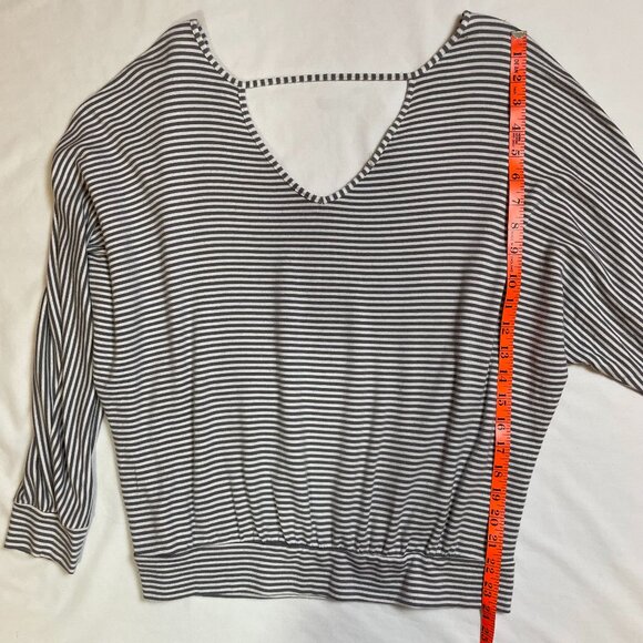 Eberjey French Terry Top Size Large Striped White Gray Dolman Long Sleeves - Picture 9 of 11